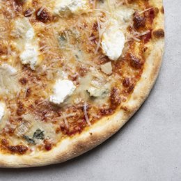 Mozzarella, ricotta, gorgonzola, grana padano 50cm