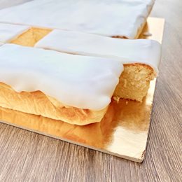 Sernik domowy z lukrem 150 g